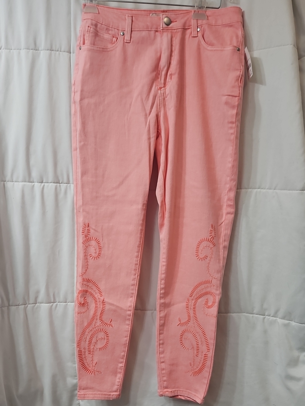 Slim Fit Coral Pink Embroidered Skinny Pants
